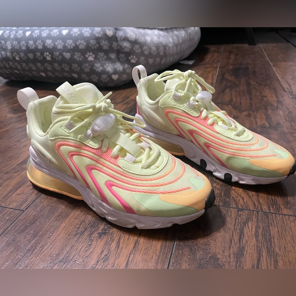 Nike Air Max 270 React ENG ‘Volt Pink Glow’